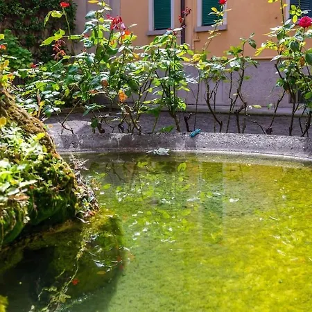 • 1 Bdr • 3 Letti • 1 Bagno • Wi-fi *